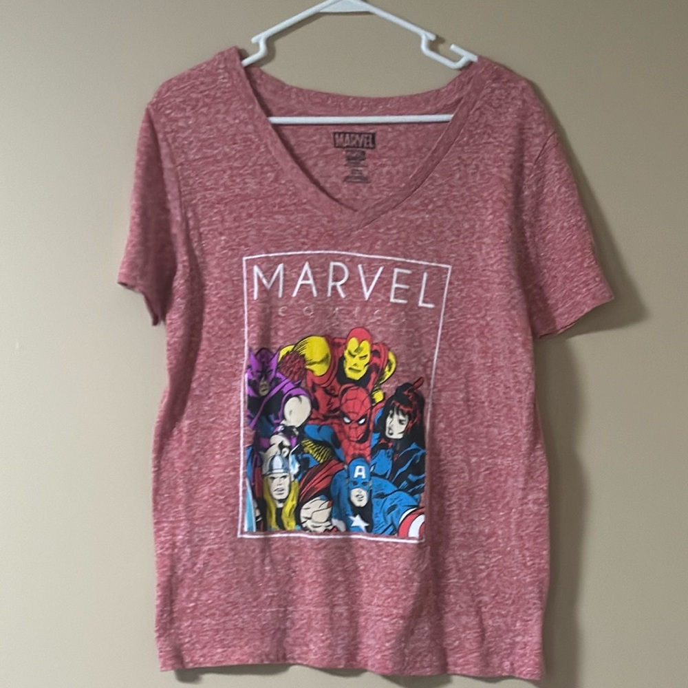 Marvel Comics Women’s XL V-Neck Short Sleeve Lightweight Graphic T-Shirt